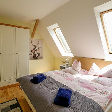 Iseroase House Deluxe Pobiedna Buitenkant foto